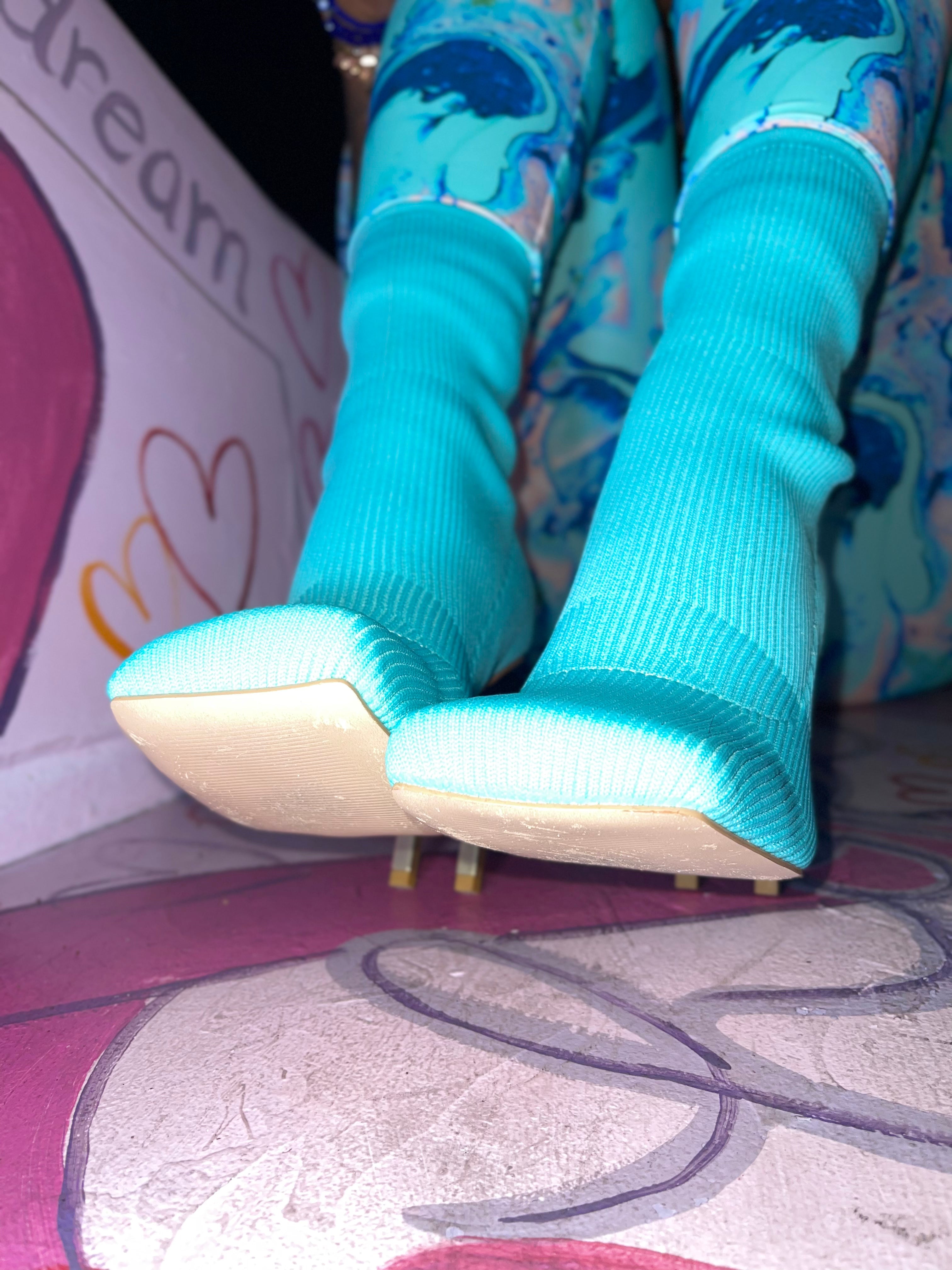 Teal blue sock H heel
